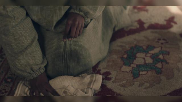 Берегись - 3 серия, 3 сезона, сериала Рассказ служанки (2017)