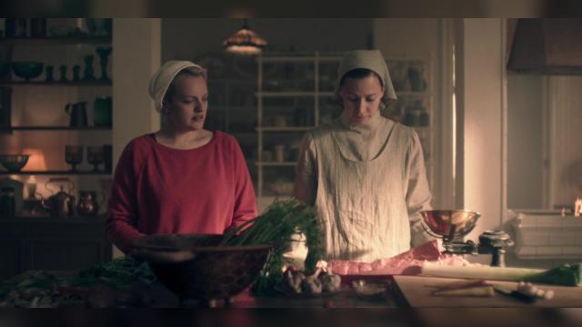 Мария и Марфа - 2 серия, 3 сезона, сериала Рассказ служанки (2017)