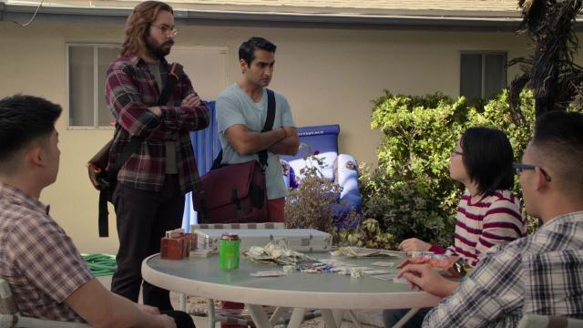 Расти быстро или умри медленно - 1 серия, 5 сезона, сериала Силиконовая долина (2014)