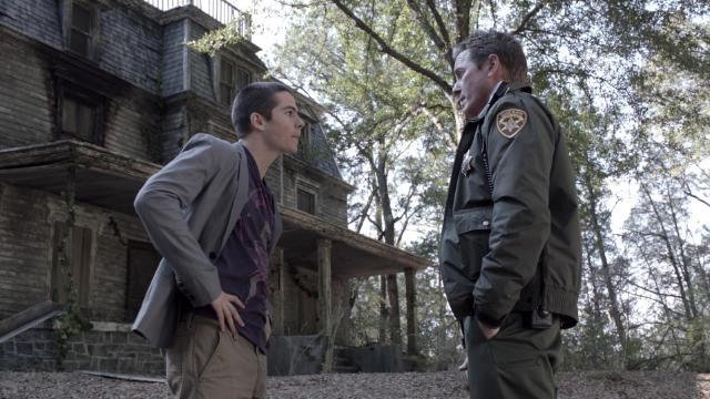 Second Chance at First Line - 2 серия, 1 сезона, сериала Оборотень (2011)