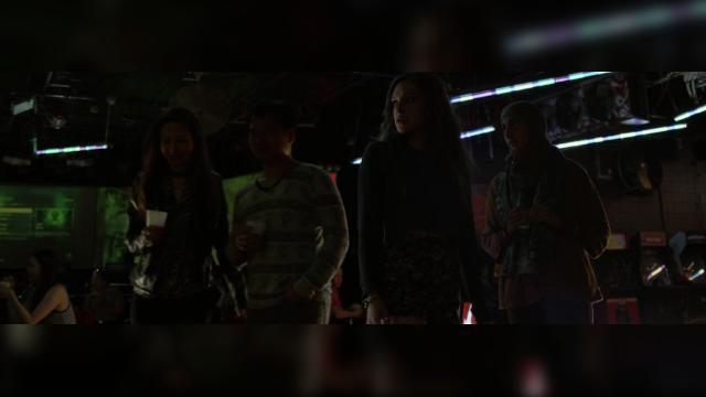 eps1.3_da3m0ns.mp4 - 4 серия, 1 сезона, сериала Мистер Робот (2015)