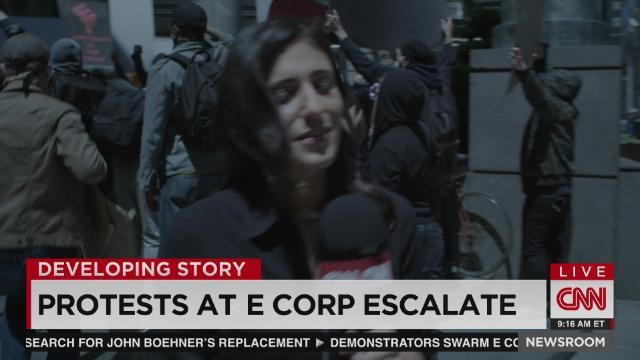 eps3.4_runtime-err0r.r00 - 5 серия, 3 сезона, сериала Мистер Робот (2015)