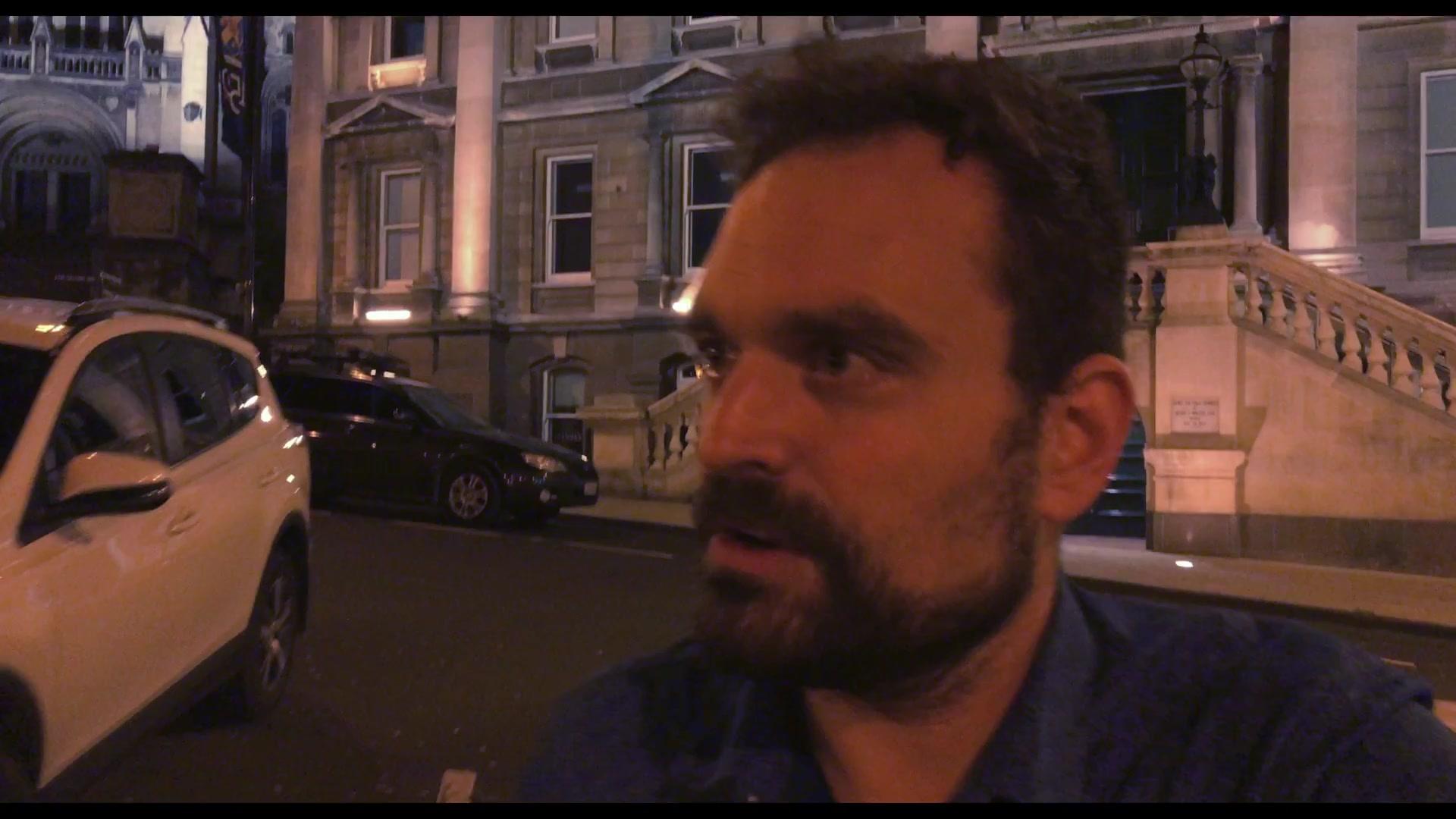 Фильм В сексе втроем нет «я» (2021)