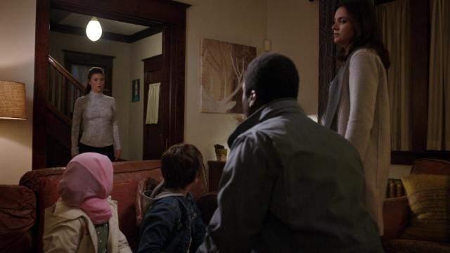 Heroes of Patience - 10 серия, 1 сезона, сериала Засланец из космоса (2021)