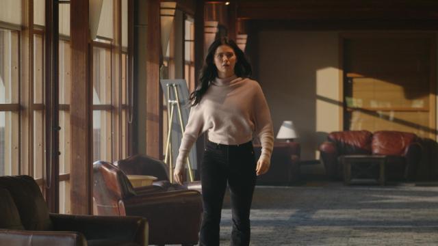 141 Seconds - 3 серия, 3 сезона, сериала Засланец из космоса (2021)