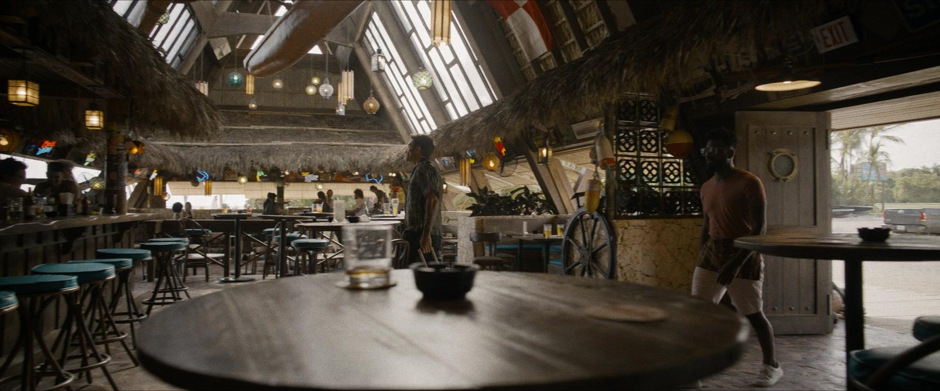 Фильм Дом у дороги (2024)