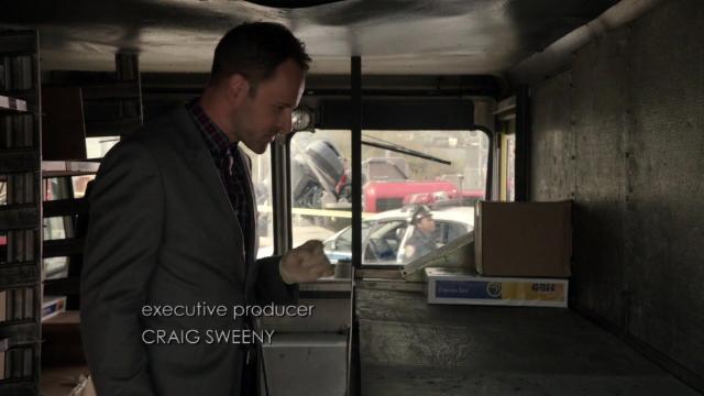 Кровь - не водица - 8 серия, 2 сезона, сериала Элементарно (2012)