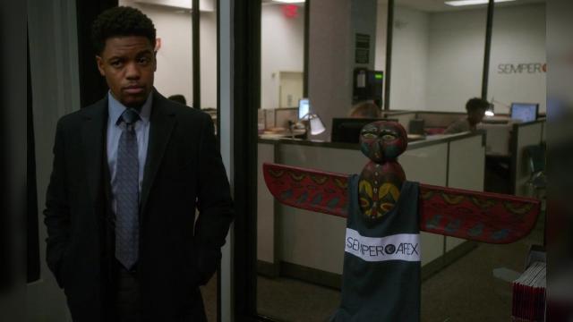 Ва-банк - 19 серия, 4 сезона, сериала Элементарно (2012)