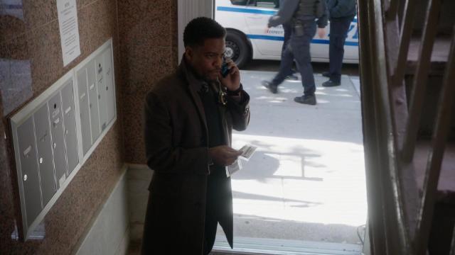 Дело об Альма Матер - 10 серия, 4 сезона, сериала Элементарно (2012)