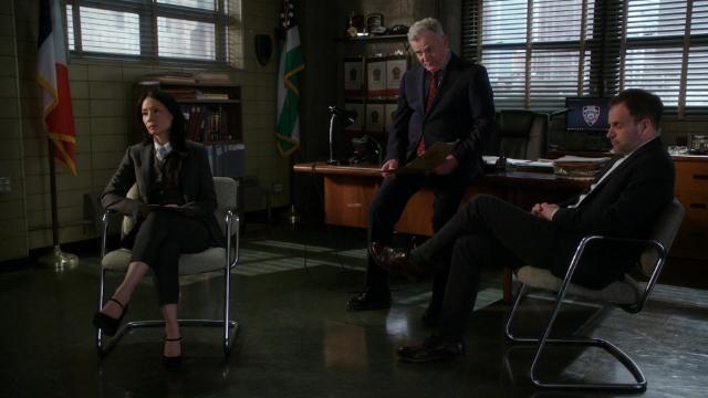 Переводчик с языка гиков - 19 серия, 6 сезона, сериала Элементарно (2012)