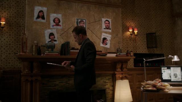 Части и фрагменты - 5 серия, 6 сезона, сериала Элементарно (2012)