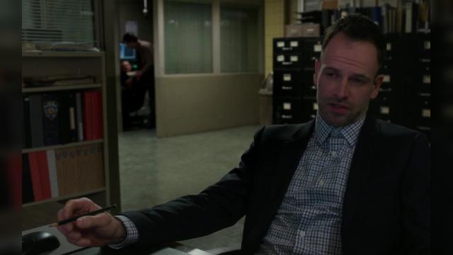 Семь раз отмерь - 20 серия, 3 сезона, сериала Элементарно (2012)