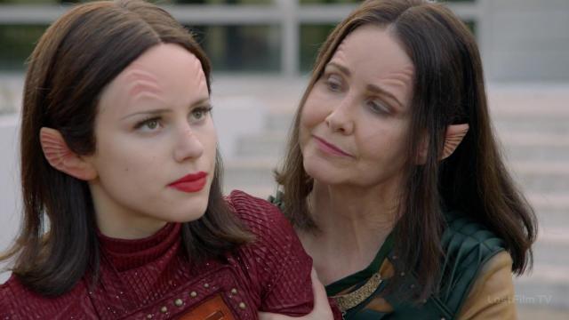 Home - 3 серия, 2 сезона, сериала Орвилл (2017)