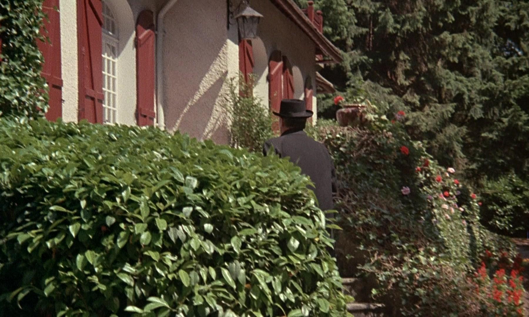 Фильм Скромное обаяние буржуазии (1972)