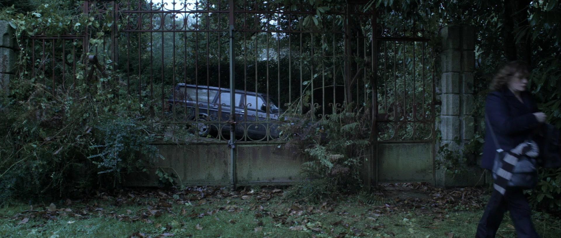 Фильм Мертвенно-бледный (2011)