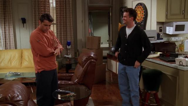 Эпизод, где Росс въезжает - 7 серия, 5 сезона, сериала Друзья (1994)