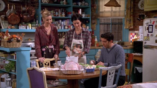 Эпизод с Чендлером в коробке - 8 серия, 4 сезона, сериала Друзья (1994)