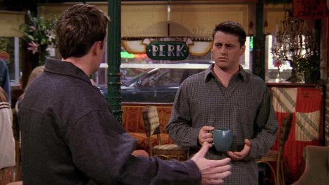 Эпизод, где Чендлер пересекает черту - 7 серия, 4 сезона, сериала Друзья (1994)