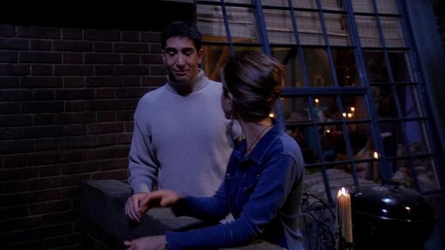 Эпизод в Котором Отключается Свет - 7 серия, 1 сезона, сериала Друзья (1994)