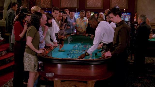 Эпизод в Вегасе, часть 2 - 24 серия, 5 сезона, сериала Друзья (1994)