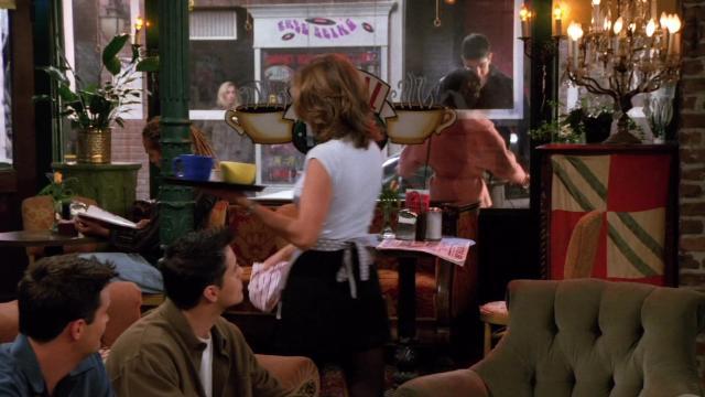 Эпизод где Росс выясняет - 7 серия, 2 сезона, сериала Друзья (1994)