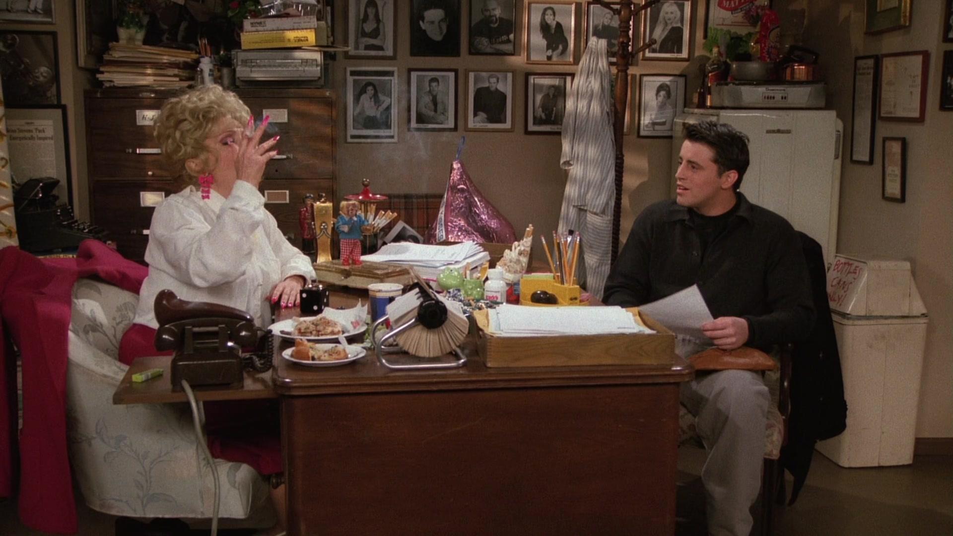 Сериал Друзья (1994) 2 сезон 19 эпизод