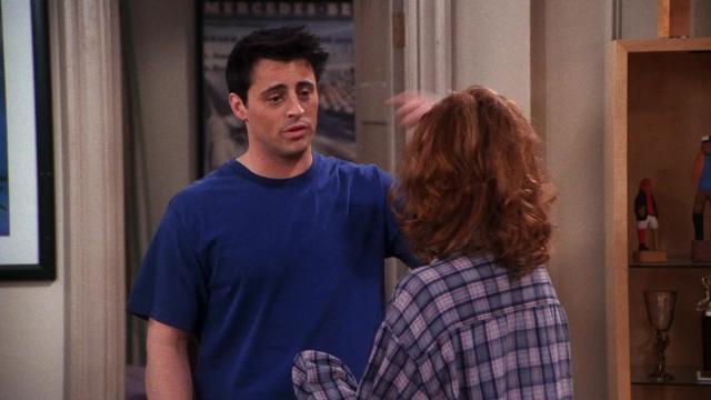 Эпизод c новым мозгом Джо - 15 серия, 7 сезона, сериала Друзья (1994)