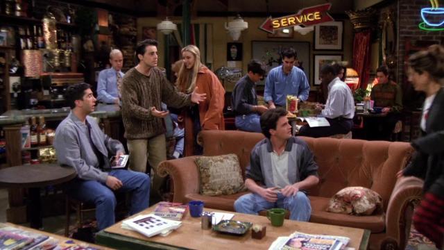 Эпизод с фальшивой Моникой - 21 серия, 1 сезона, сериала Друзья (1994)