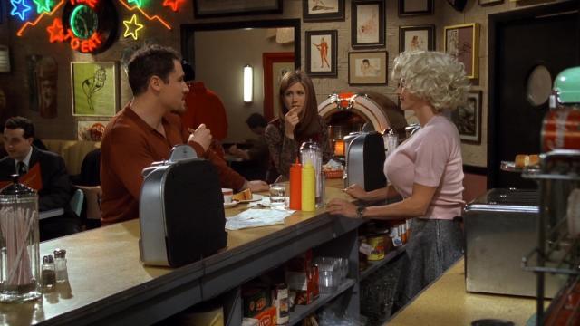 Эпизод с Кассетой Гипноза - 18 серия, 3 сезона, сериала Друзья (1994)