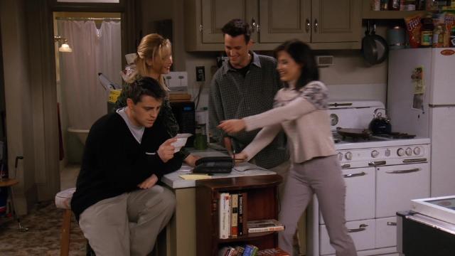 Эпизод Со Всей Ревностью - 12 серия, 3 сезона, сериала Друзья (1994)