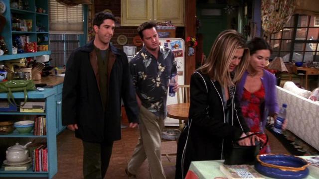 Эпизод с видео записью - 4 серия, 8 сезона, сериала Друзья (1994)