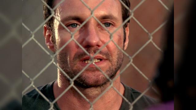 В клетке - 9 серия, 3 сезона, сериала Побег (2005)