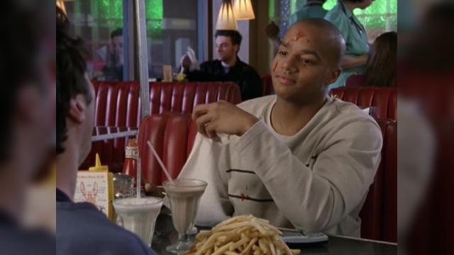 Его рассказ - 15 серия, 2 сезона, сериала Клиника (2001)
