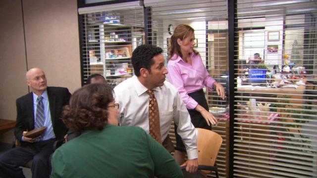 Dwight Christmas - 9 серия, 9 сезона, сериала Офис (2005)