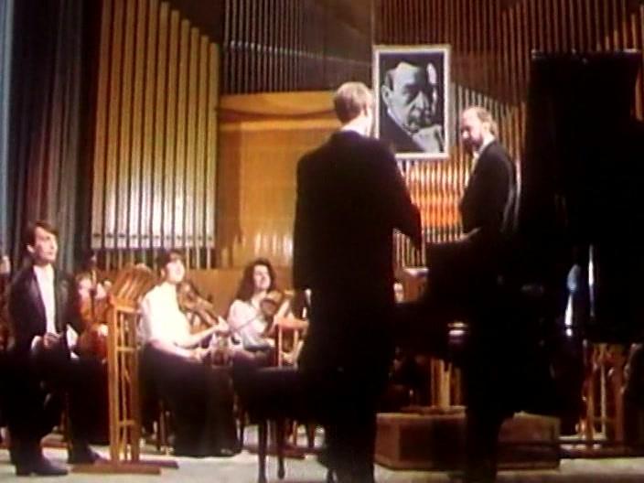 Фильм Полет ночной бабочки (1992)