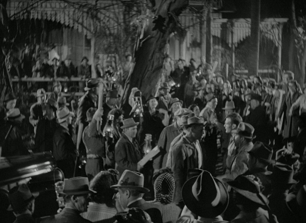 Фильм Среди живущих (1941)