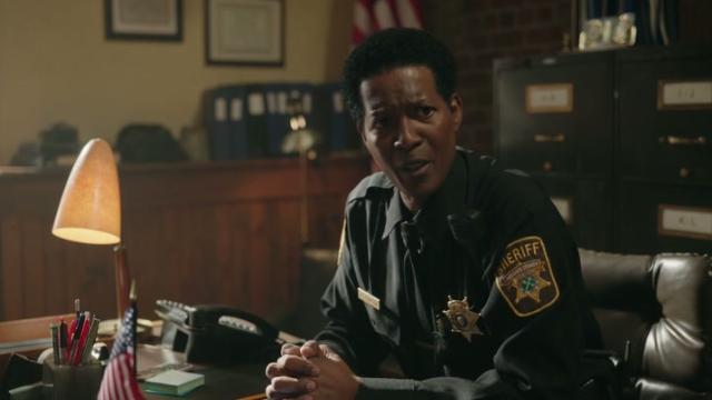 Truth Hurts - 4 серия, 4 сезона, сериала Засланец из космоса (2021)