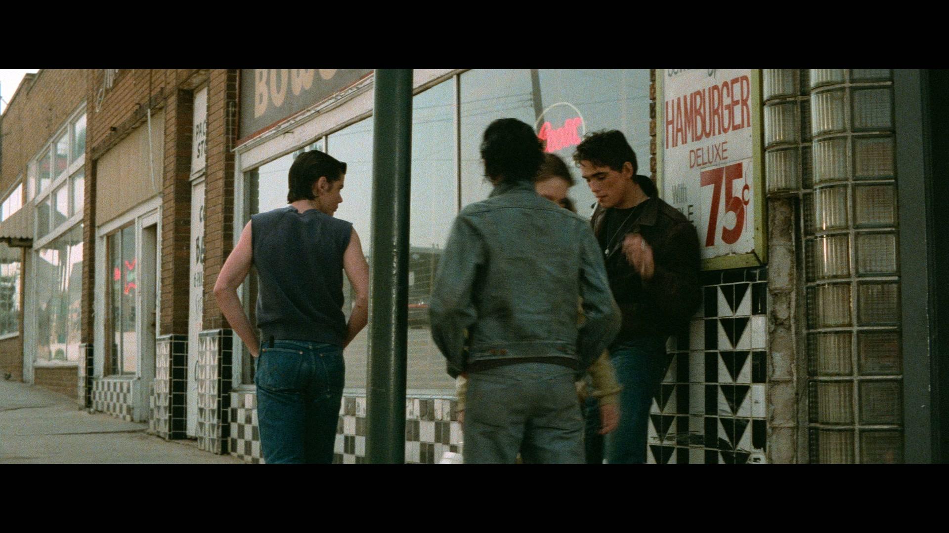 Фильм Изгои (1983)