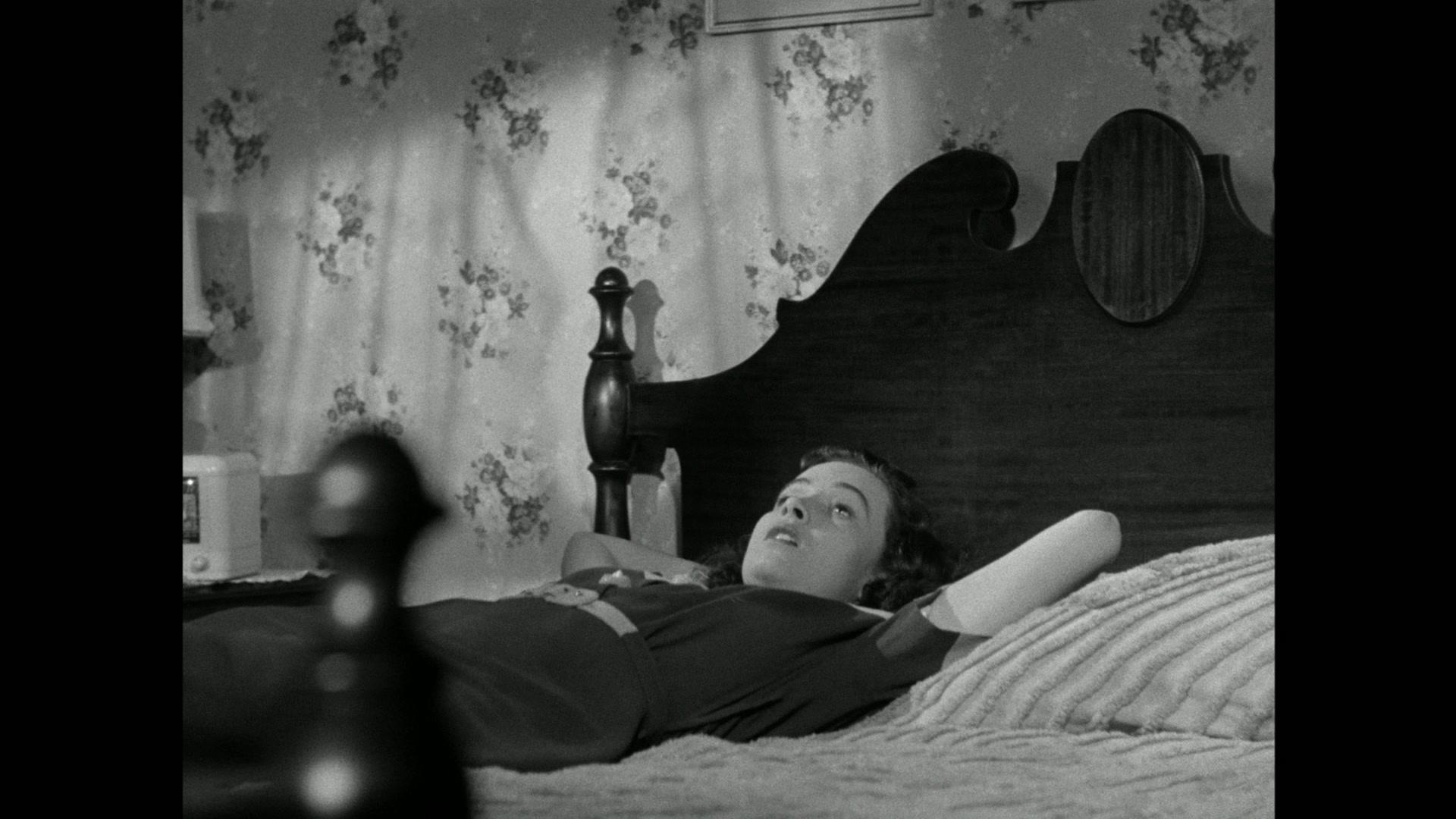 Фильм Тень сомнения (1942)