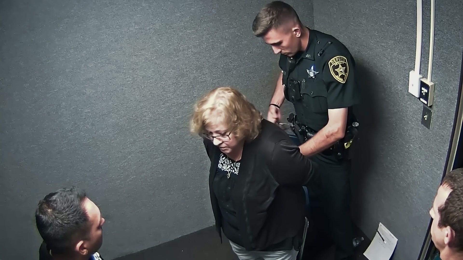 Фильм Идеальная соседка (2025)