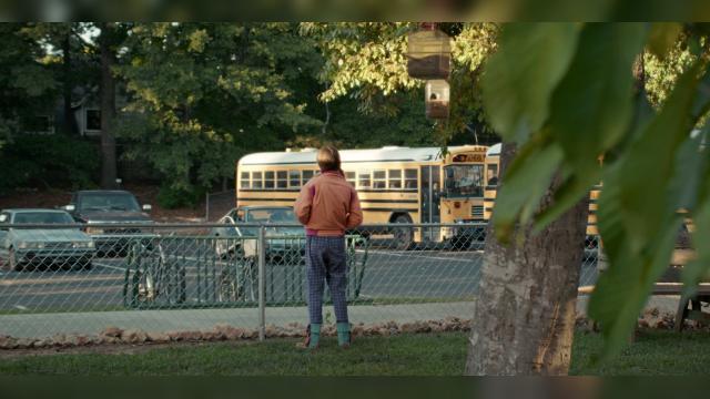 Глава первая: Пресмыкатель - 1 серия, 5 сезона, сериала Очень странные дела (2016)