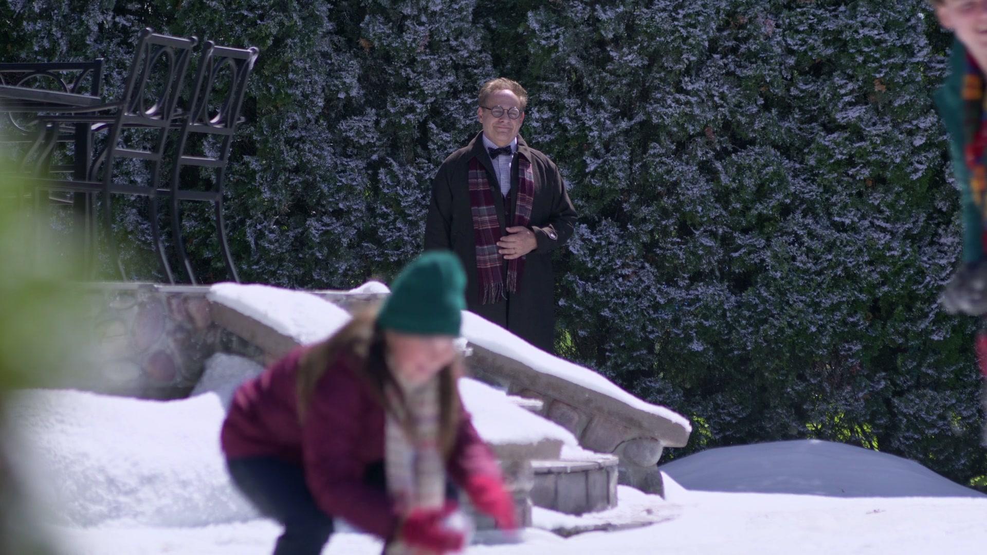 Фильм Радости мира (2025)