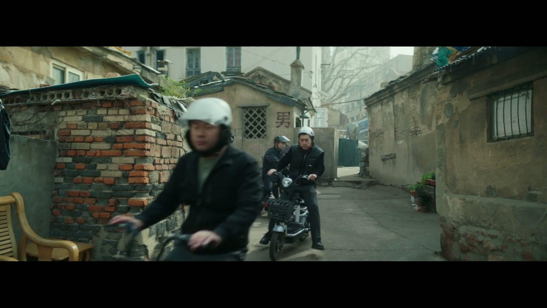 Фильм Миллиардер в трущобах (2024)