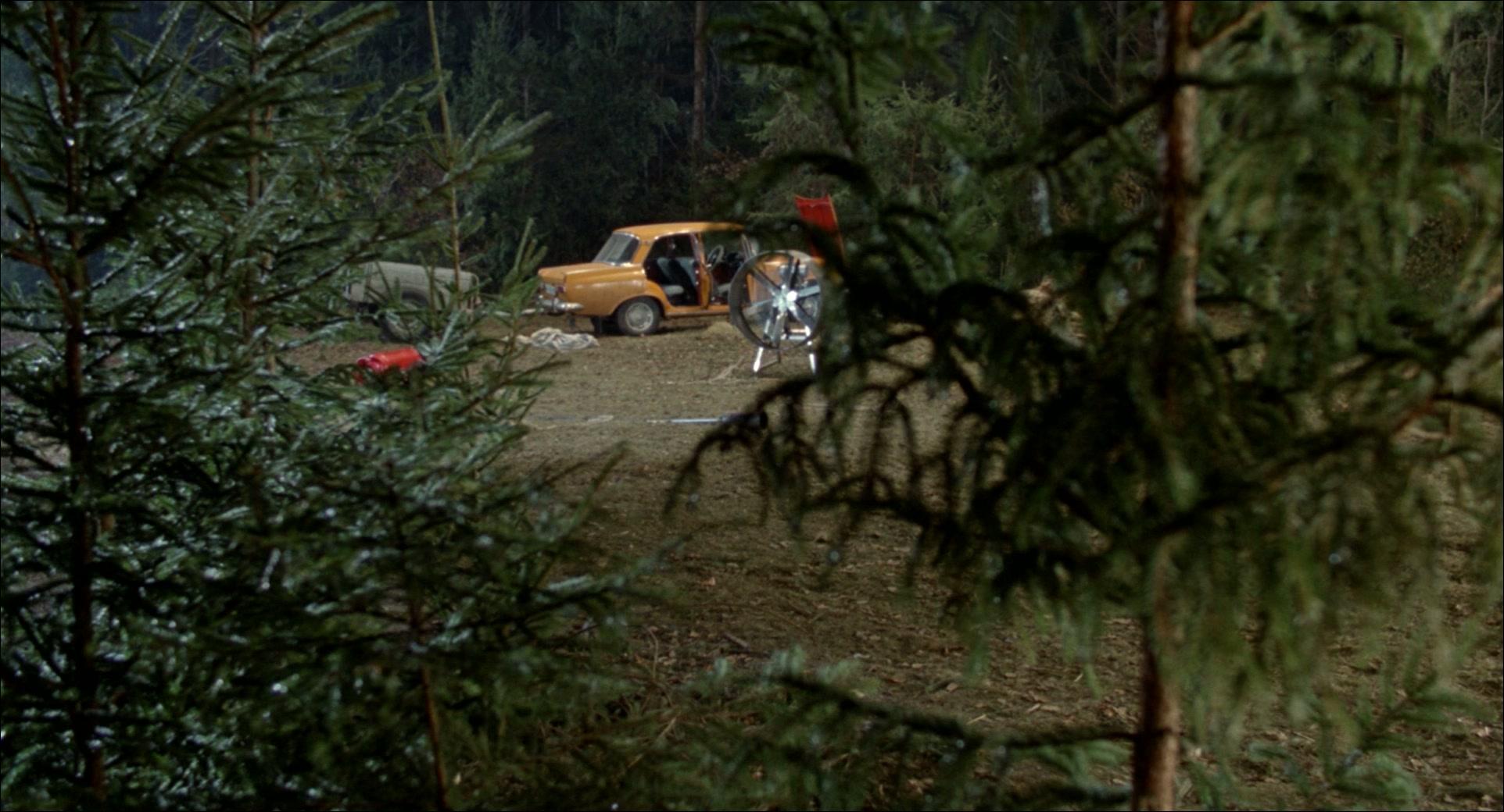 Фильм Пересечение границы (1982)