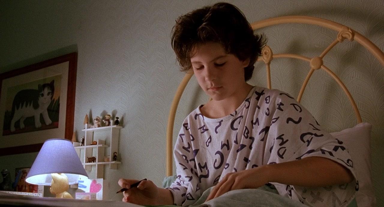 Фильм Бумажный дом (1988)