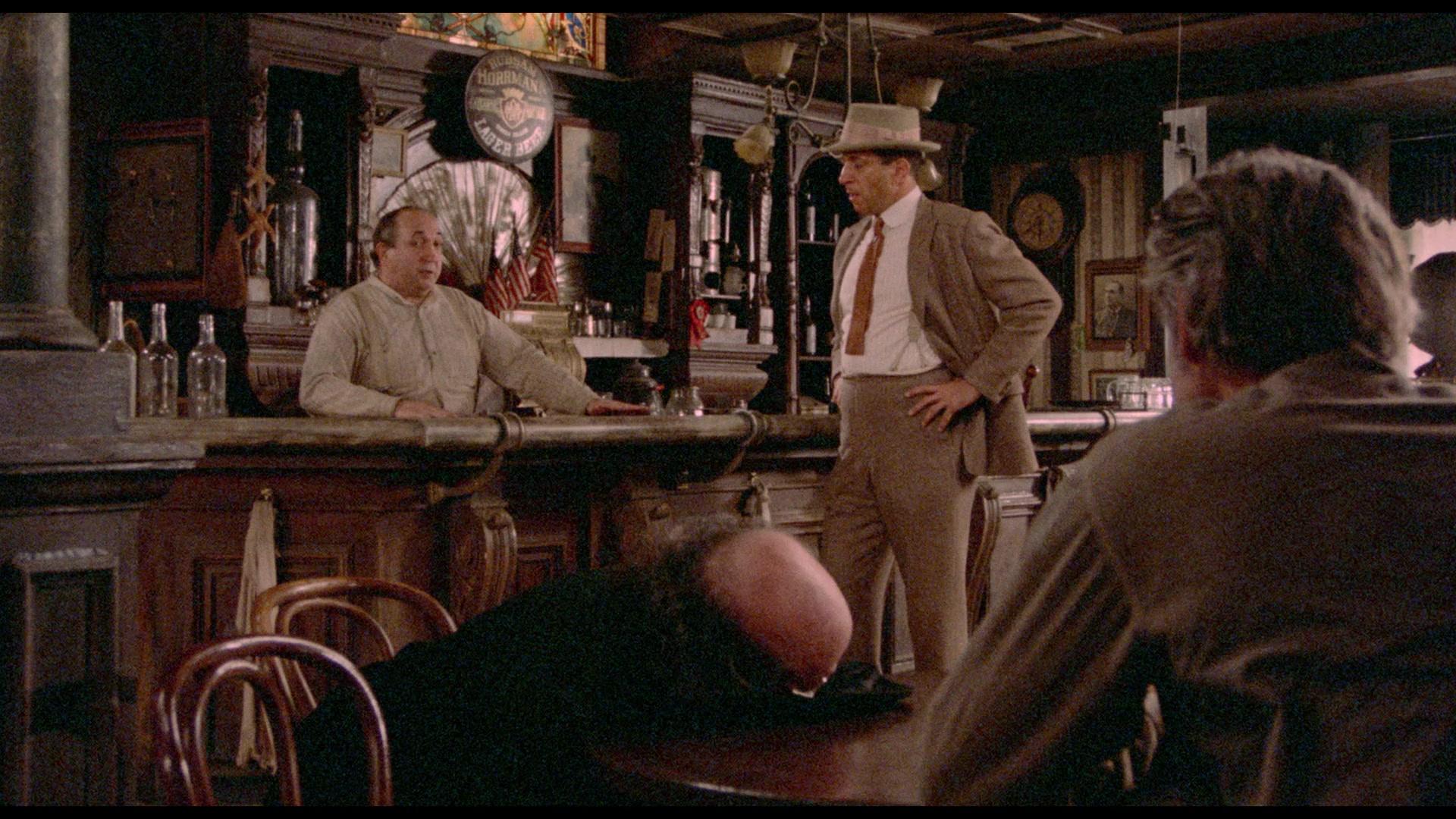 Фильм Продавец льда грядет (1973)