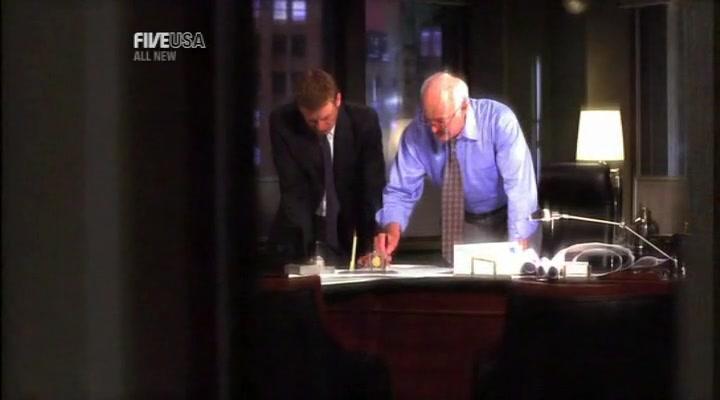 Сериал Защитник (2001) 2 сезон 21 эпизод