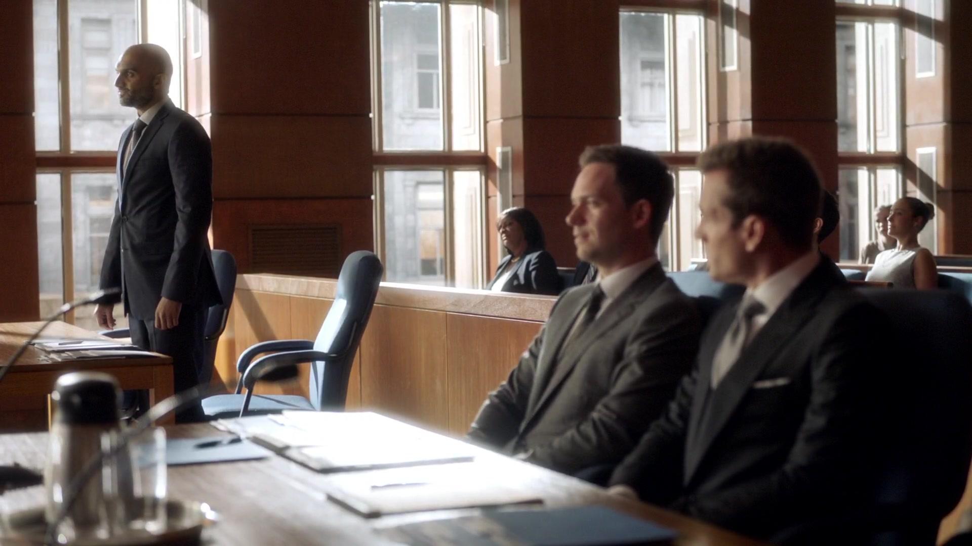 Сериал Форс-мажоры (2011) 7 сезон 10 эпизод