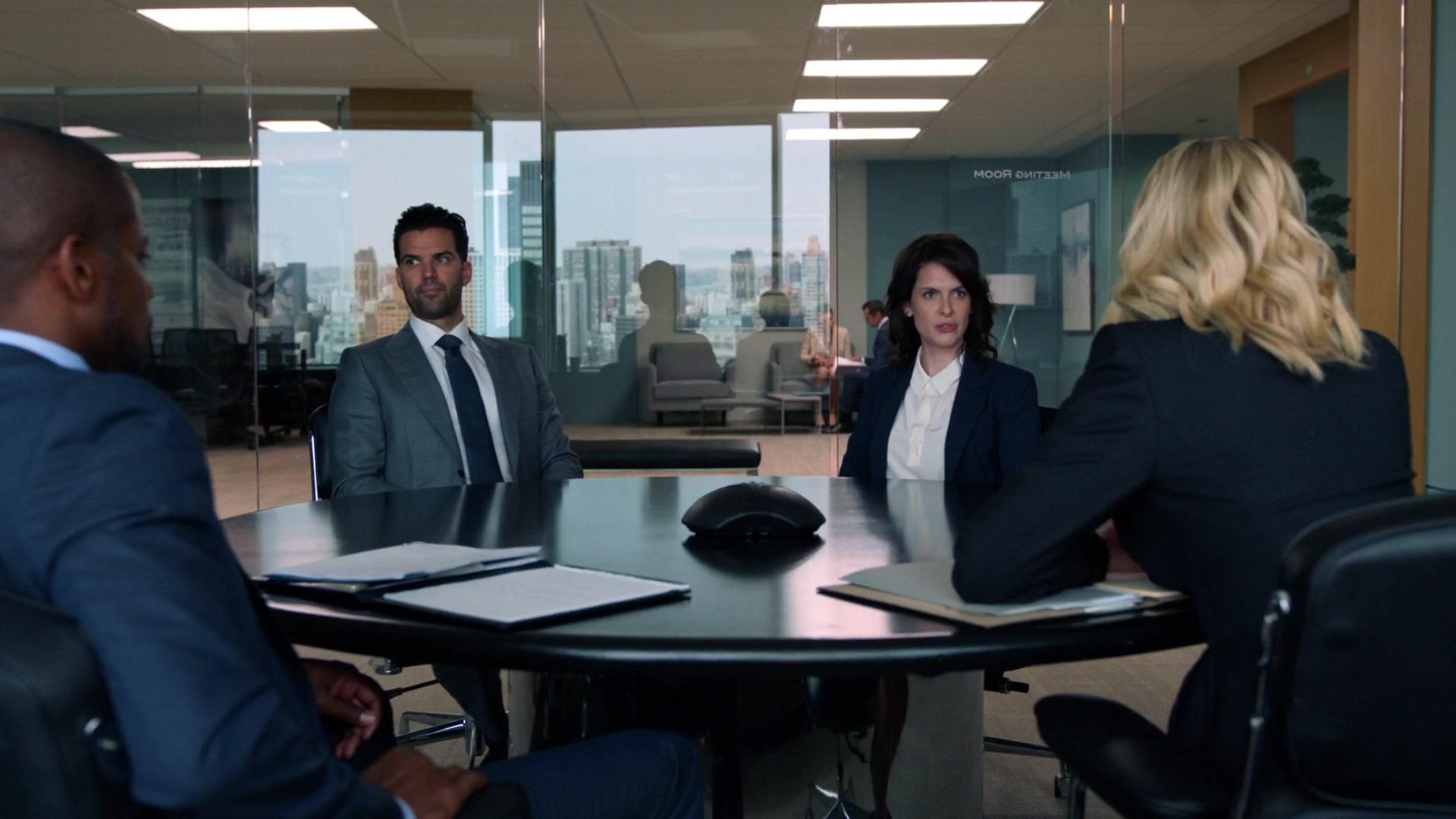 Сериал Форс-мажоры (2011) 8 сезон 9 эпизод