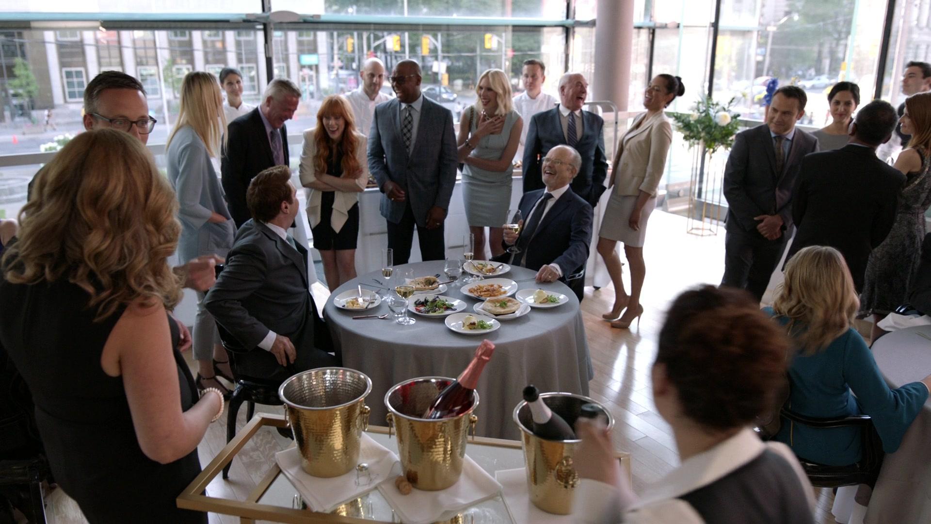 Сериал Форс-мажоры (2011) 9 сезон 7 эпизод